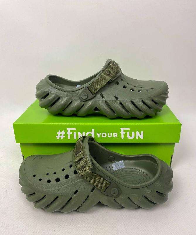 christopher kane 2017 spring summer crocs clog 2500 crocs bistro graphic clog 36 37 163273909