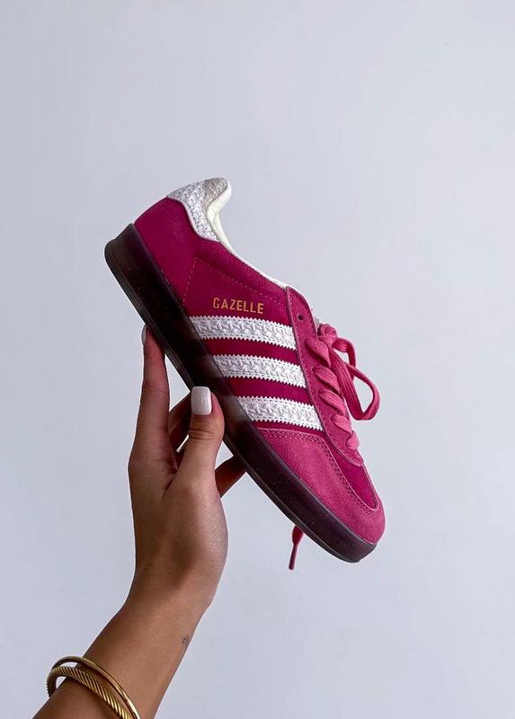 Крутейшие женские кроссовки adidas gazelle indoor pink cloud white ...
