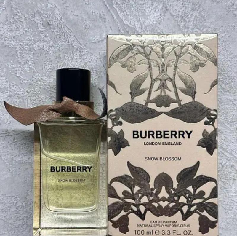burberry london england show blossom 2500 163858118