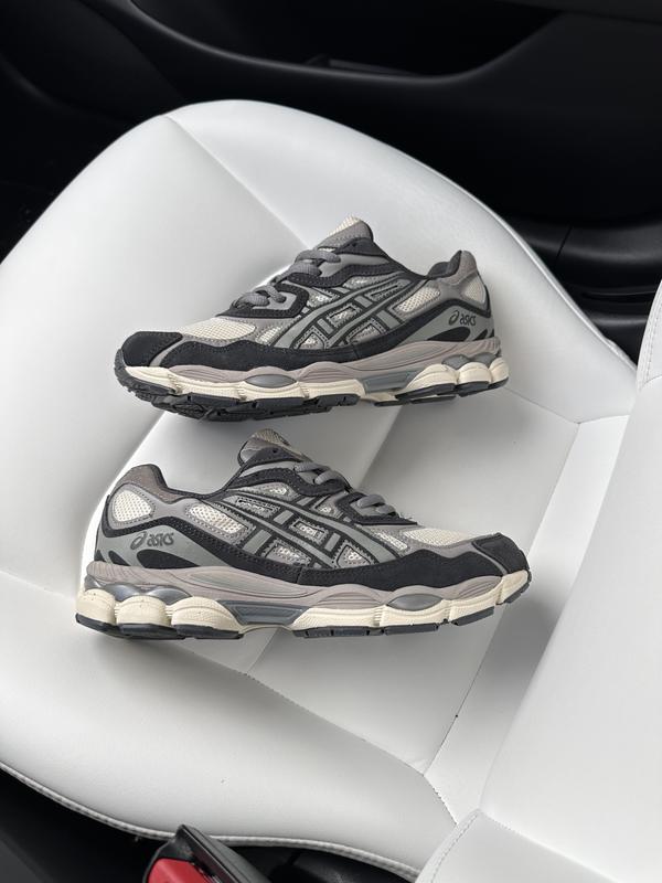164410653 asics gel ASICS Gel Nimbus 19 GS nyc 1090 2800