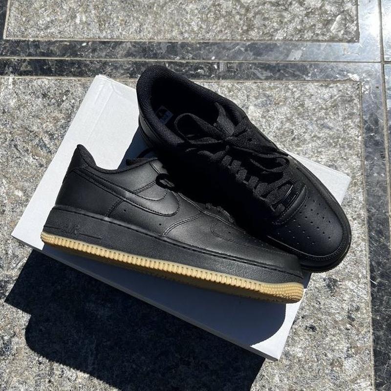 Nike air force 1 07 gum sole best sale