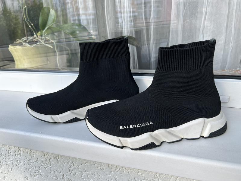 Gray balenciaga speed trainer deals