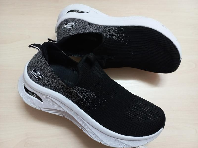 Sketchers 39 best sale