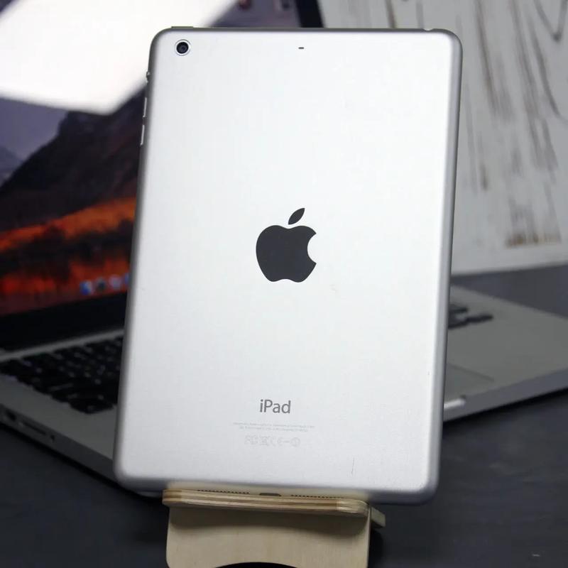 Планшет apple ipad mini (2gen) retina 32gb wi-fi silver (б/у) планшет ...
