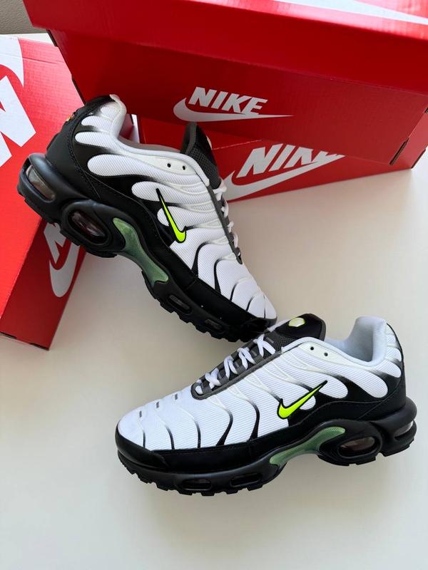 nike air max plus tn retro future 2109 166669332