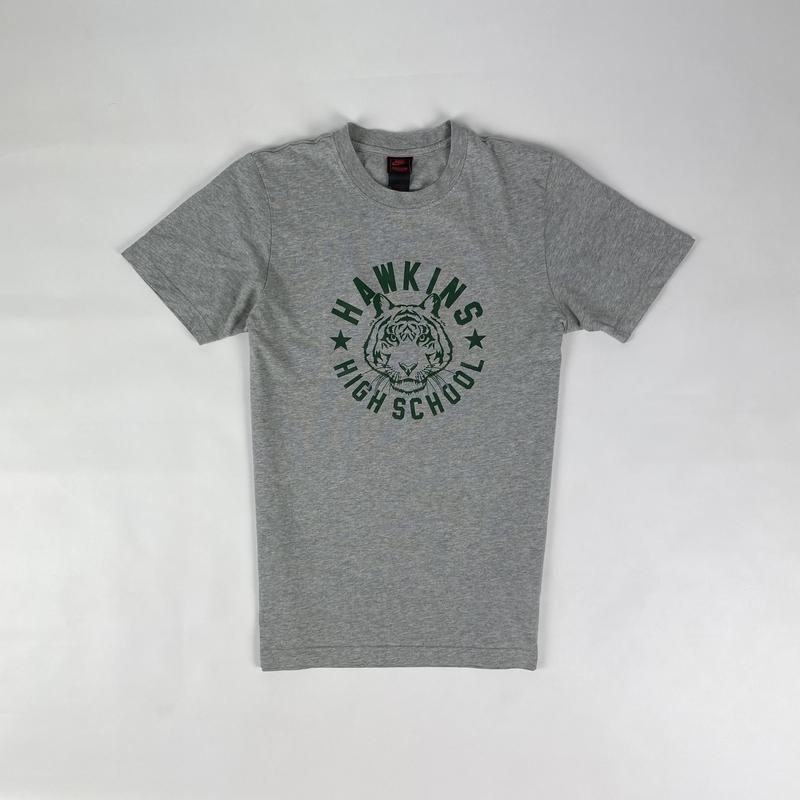 nike x stranger things hawkins high t shirt heather grey green ck2342 063 s 650