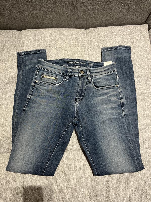 Jeans calvin klein prezzo sales