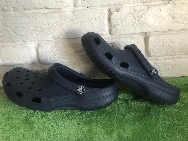 Crocs r hotsell