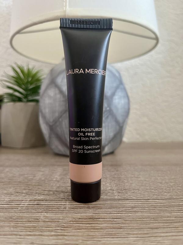 laura mercier tinted moisturizer oil free natural skin perfector spf20 uvb uva pa 320