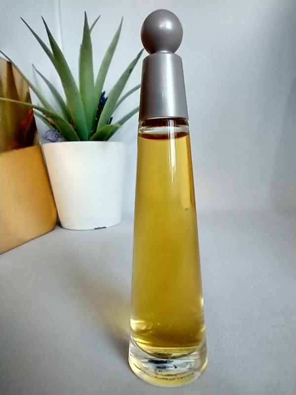 L eau d issey miyake parfum 3 285 139388201