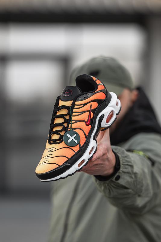 942836 nike deals