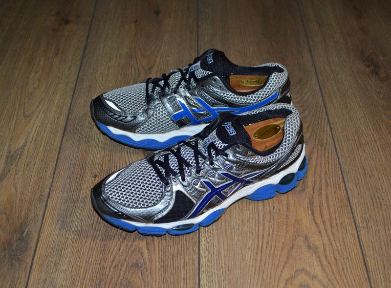 40 1000 169407137 asics gel nimbus 14 Asics