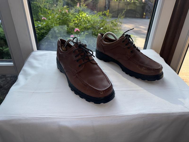 clarks .44 29.00 720 169600115