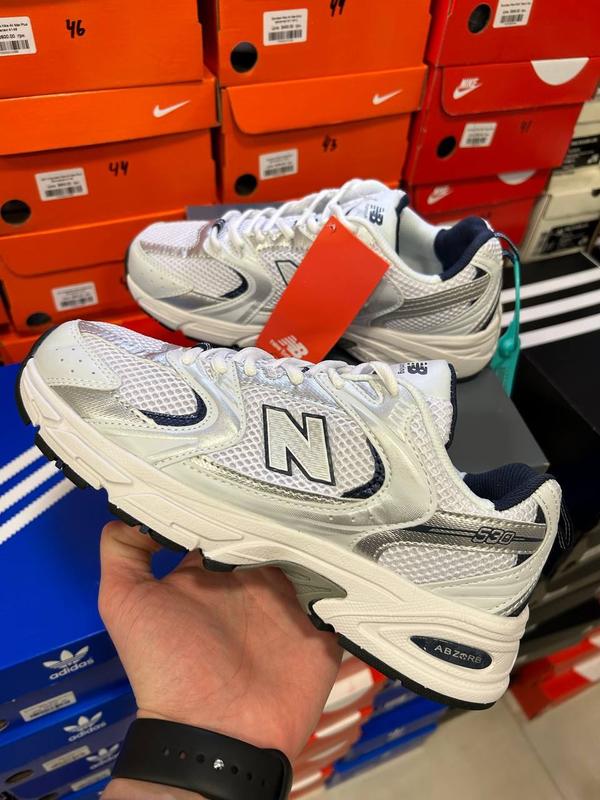 Colabs with New Balance on the 997 Persian Rug 169602210 New balance 53 white silver premium debles