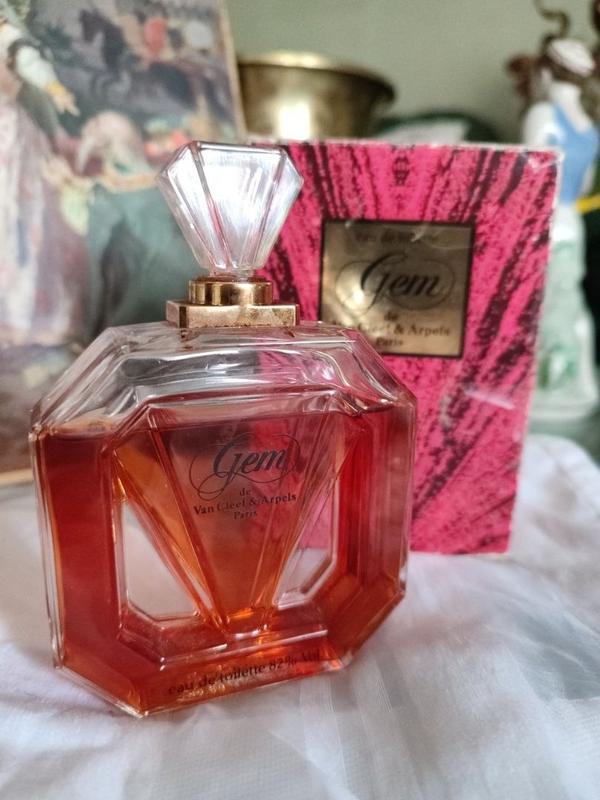 gem van cleef and arpels paris Van Cleef Arpels 5000