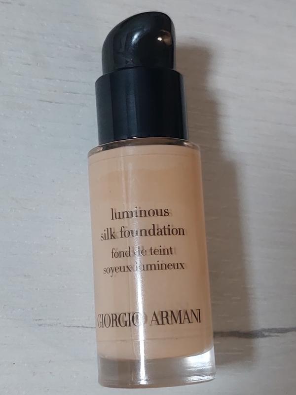 Buy armani foundation best sale