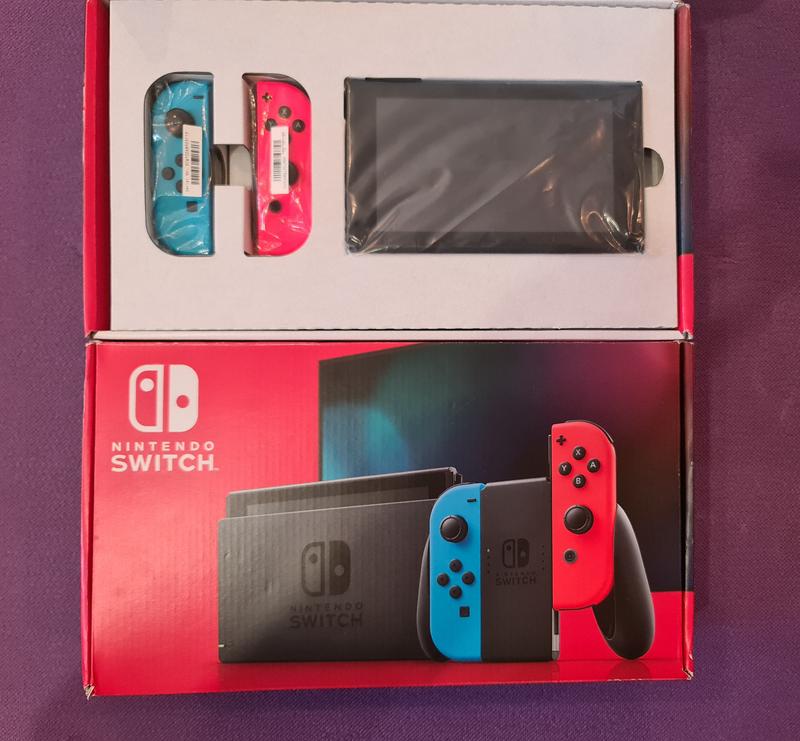 Прошитая nintendo switch v2 32+128 gb kefir в хорошем состоянии