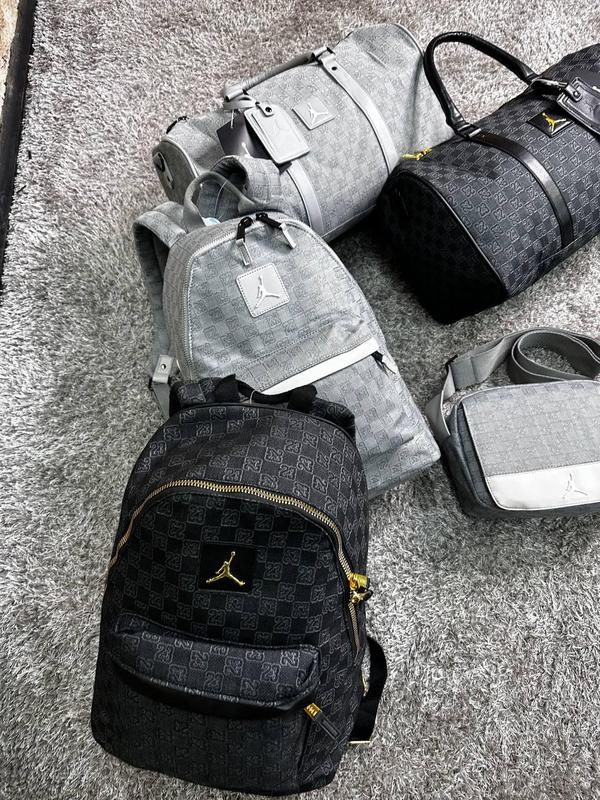171057746 air jordan 7 retro marvin the martian 705350 007 on sale Jordan metal logo 2050
