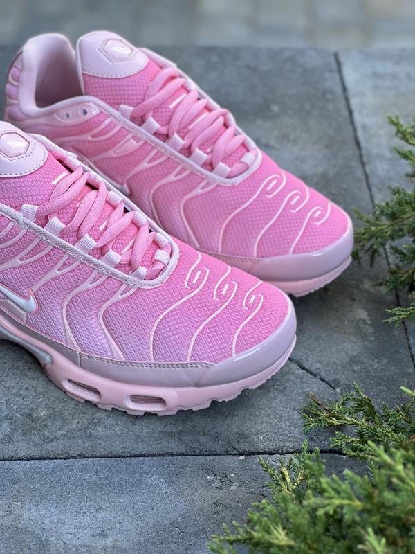 Nike air max tn plus pink — цена 2600 грн в каталоге Кроссовки