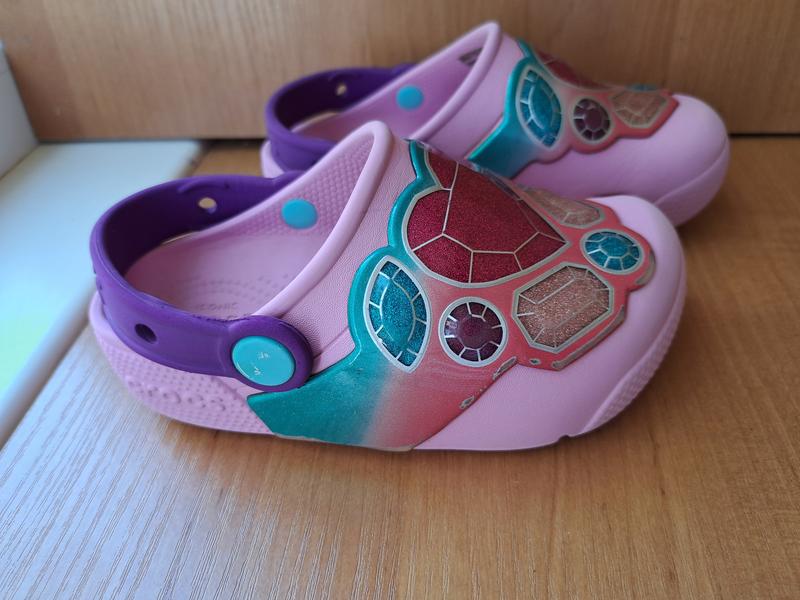 Crocs c 10 deals
