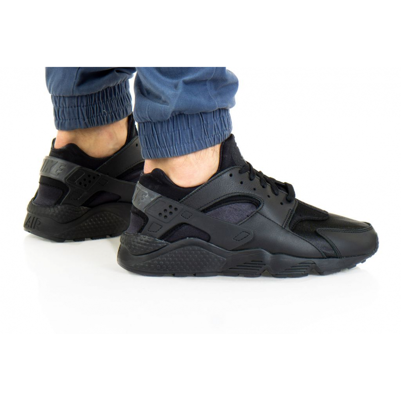 Nike huarache 44 best sale