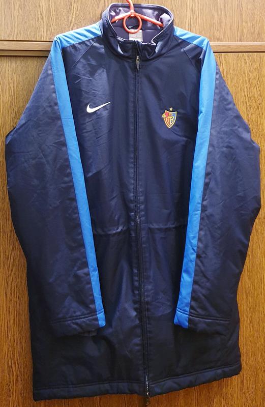 Nike softshell deals