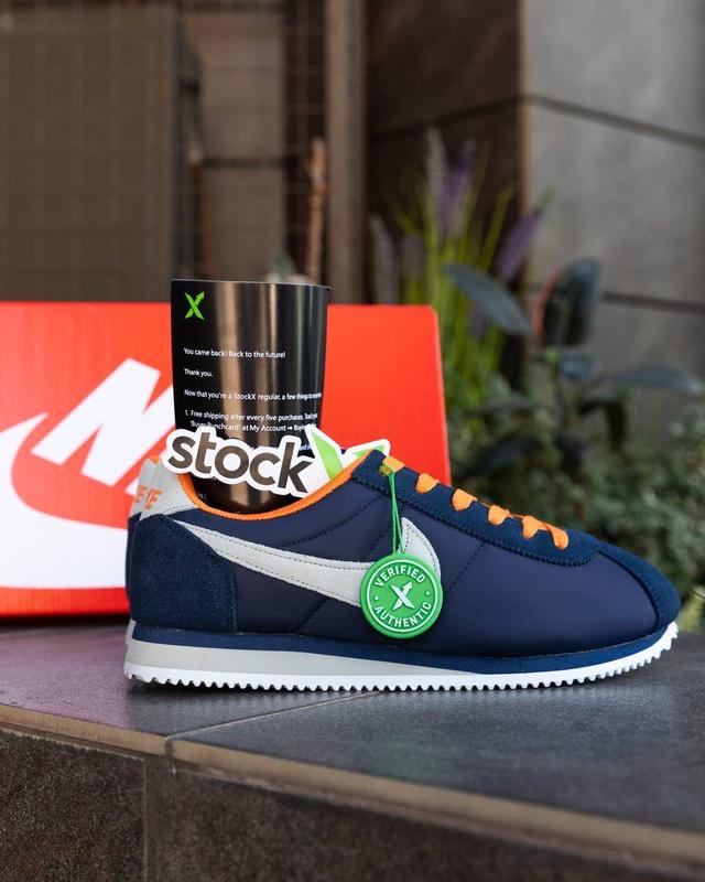 Nike blue orange sale