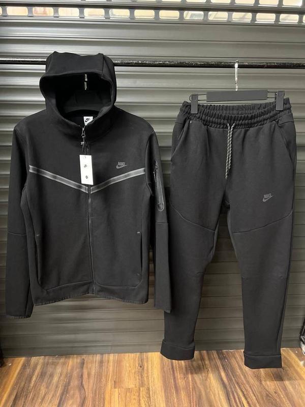 Nike tech fleece deals sale