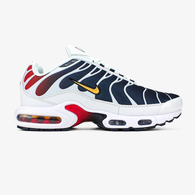 Nike air max revolution hotsell