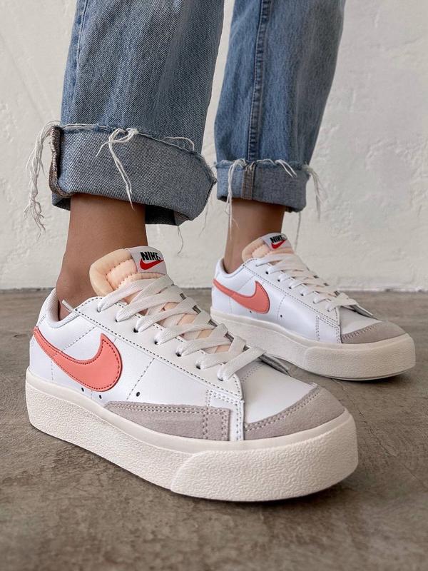 Nike blazer low peach on sale