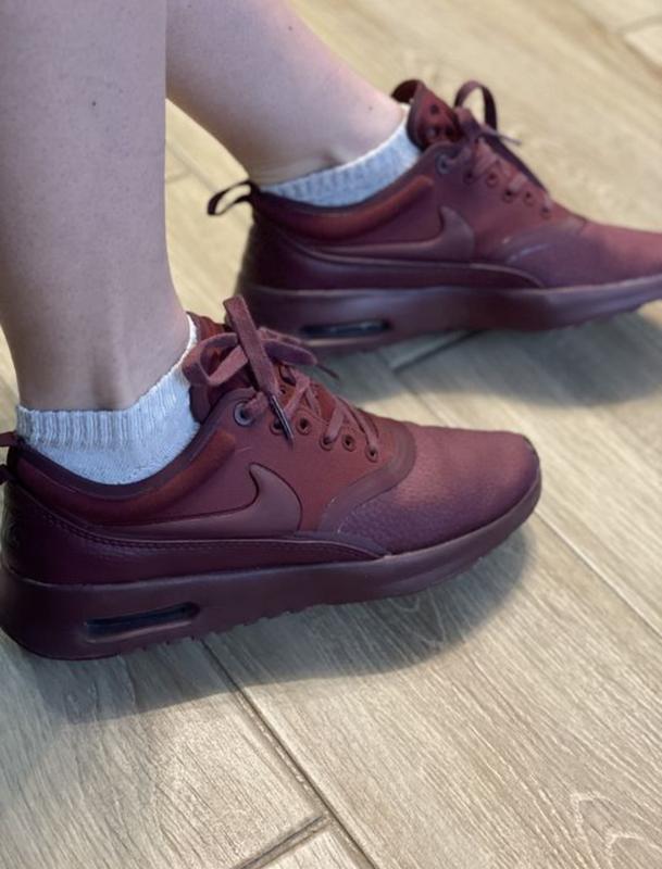 Nike hyperadapt giá hot sale