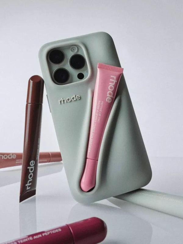 Чехол для айфона rhode lip case розовый с блеском трэндовые
