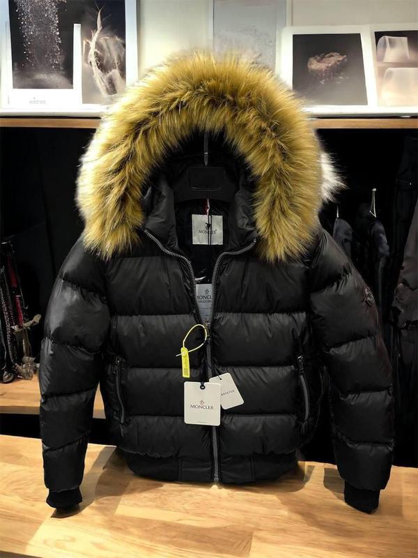 Moncler byron jacket outlet