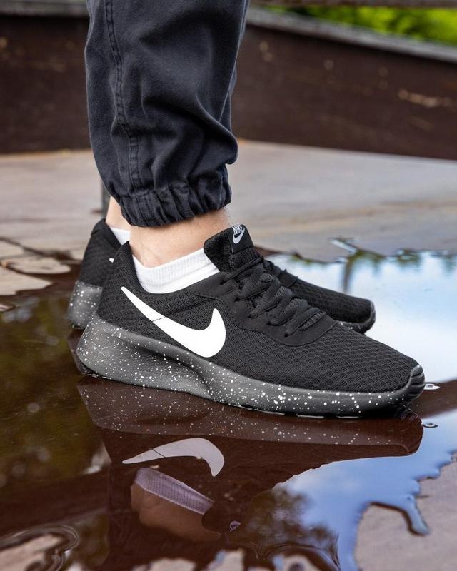 Nike air tanjun sale