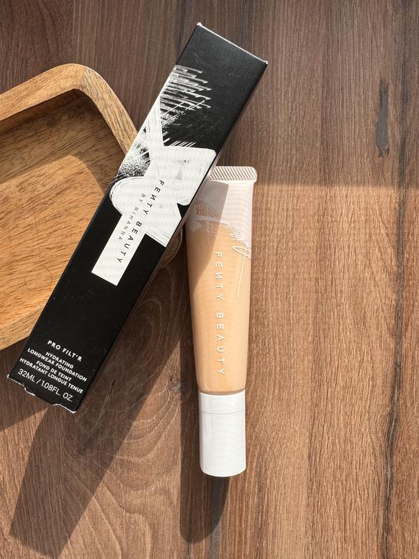 Fenty beauty by rihanna pro filt r hydrating longwear foundation 120 1500 177311655