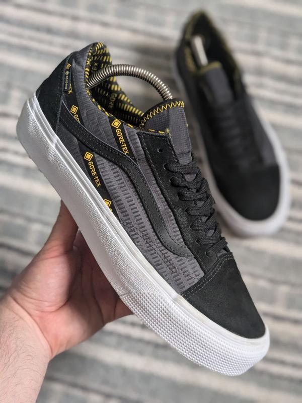 Vans gore tex shoes sales