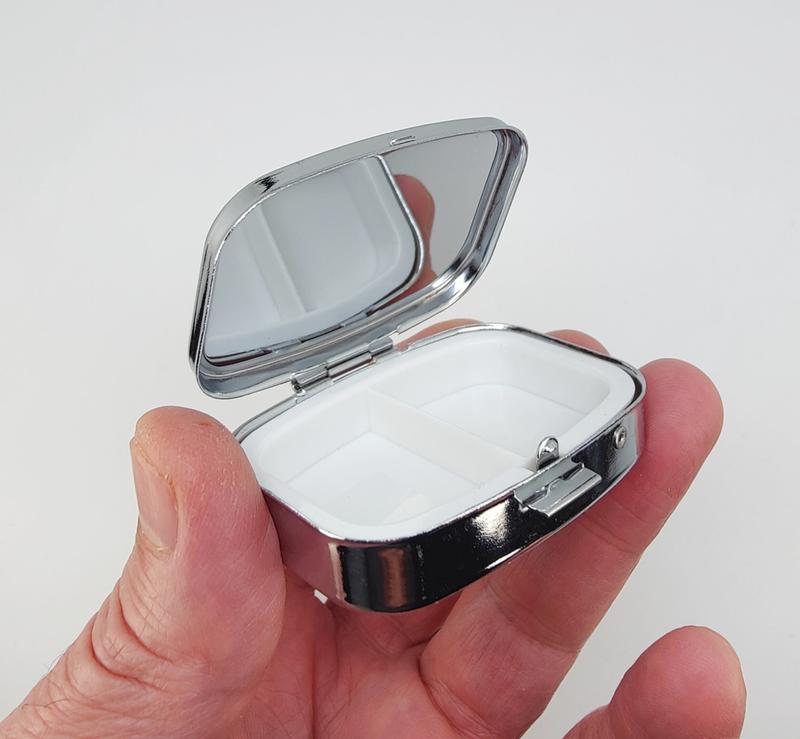 Металлическая коробочка для таблеток "утиная семья" арт. 05883 — цена ...