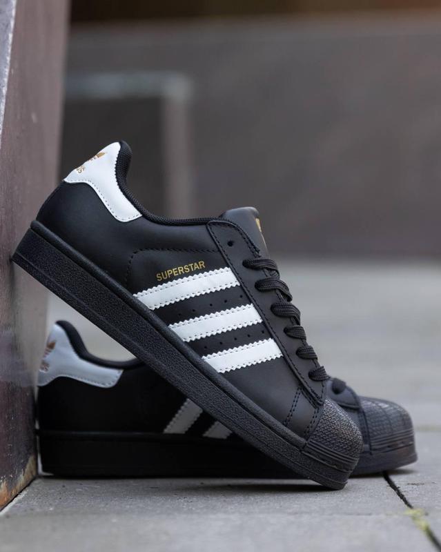Adidas classic black discount