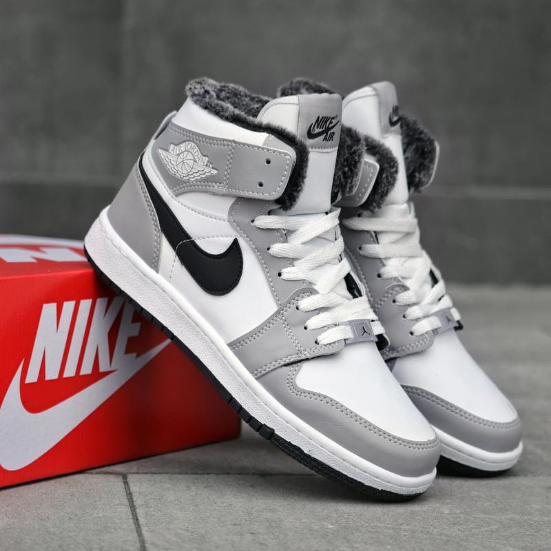 Nike air jordan 1 mens white hotsell