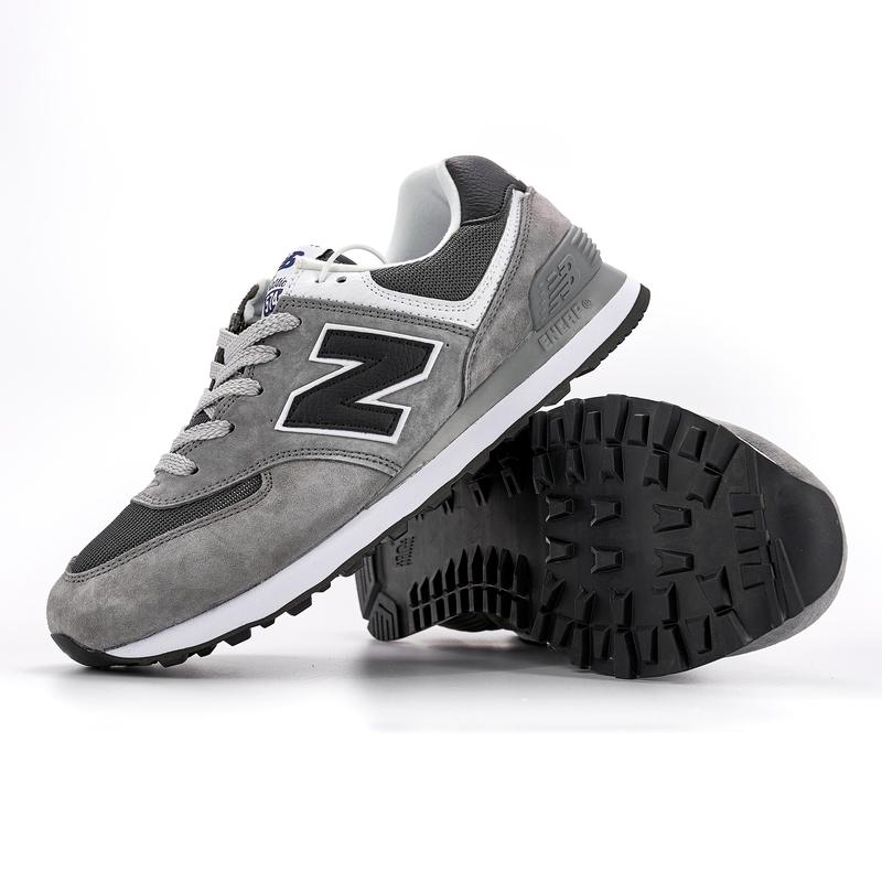 new balance 574 grey white black 2470 162570677