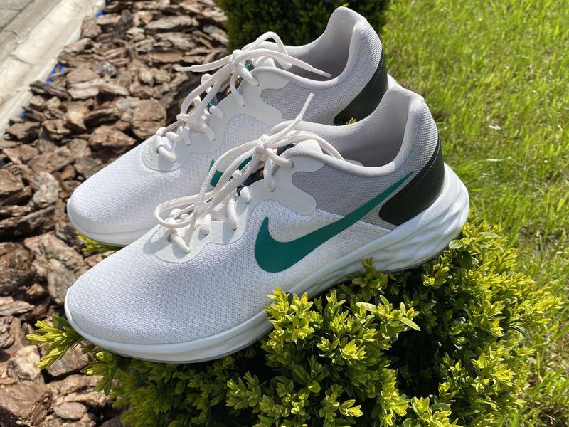 Оригинальные кроссовки nike revolution — цена 2200 грн в каталоге ...