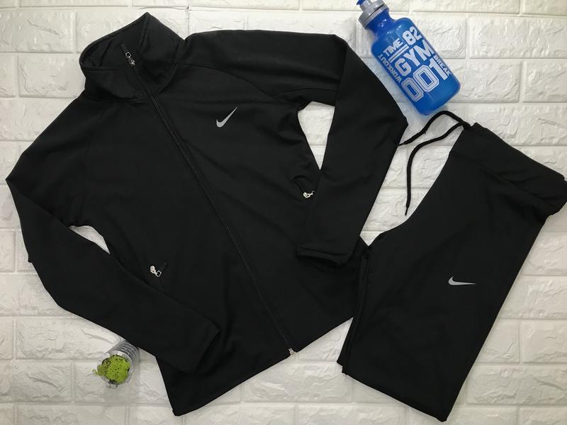 Костюм Nike черный спортивный мужской эластика