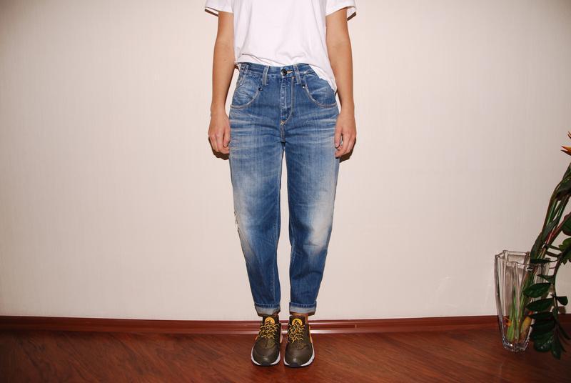 tommy hilfiger boyfriend jeans