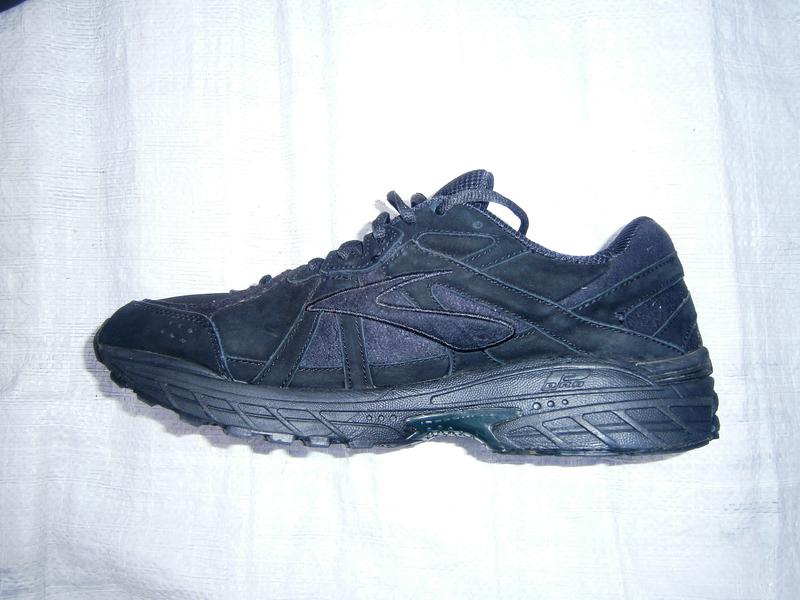 brooks adrenaline walker 3