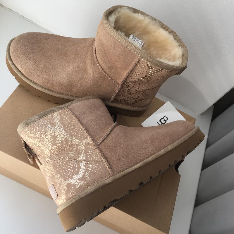 ugg mini metallic snake