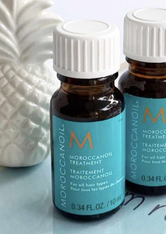 Vosstanavlivayushee Maslo Dlya Volos Moroccanoil Oil Treatment For