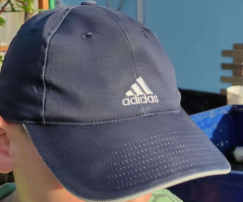 Кепка adidas оригинал із бірками. — цена 160 грн в каталоге Бейсболки и ...