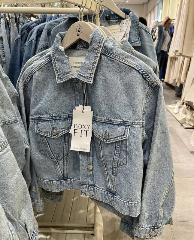 Джинсовка джинсівка куртка джинсовая пиджак жакет стради stradivarius ...
