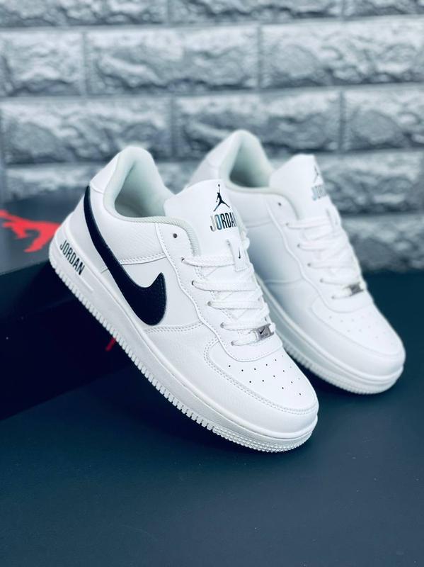 Красотки nike air jordan гелесичное крассовки найк джордан весна & лето ...