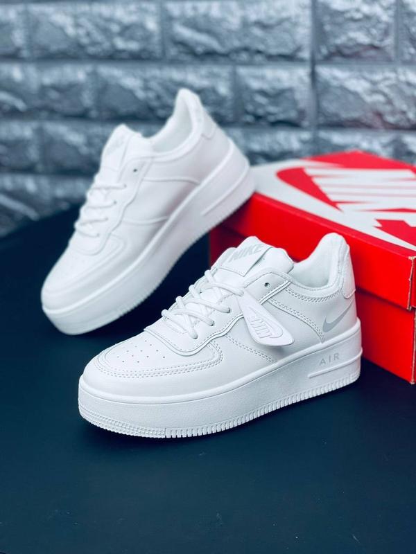 Женские кроссовки nike, белые летние кроссовки найк, на высокой подошве ...